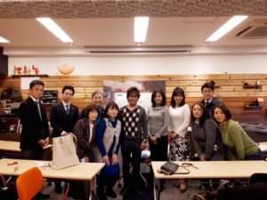 「ハートグラムカード💟」の考案者藤田先生とご一緒し、不動産業の方とコラボ。ご縁の輪が広がりたくさんの学びの日でした❗