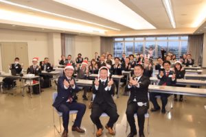 高槻市倫理法人会に入会して半年。早朝の野見神社への参拝も定着し、感謝の年になりました💗