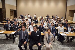 今期最後の高槻市倫理法人会経営者モーニングセミナーに参加し、たくさんの学びと気付きがありました。感謝~🎶