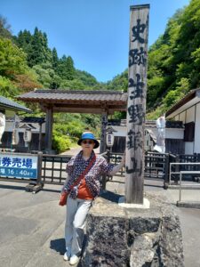 一泊した後大人の社会見学で生野銀山へ行きました